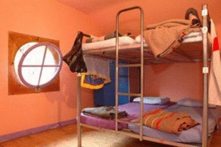 Funny Farm Backpackers Hostel Unterseen Kültér fotó